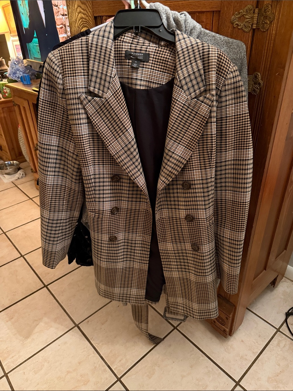 Halogen Brown & Black Plaid Double-Breasted Belted Blazer